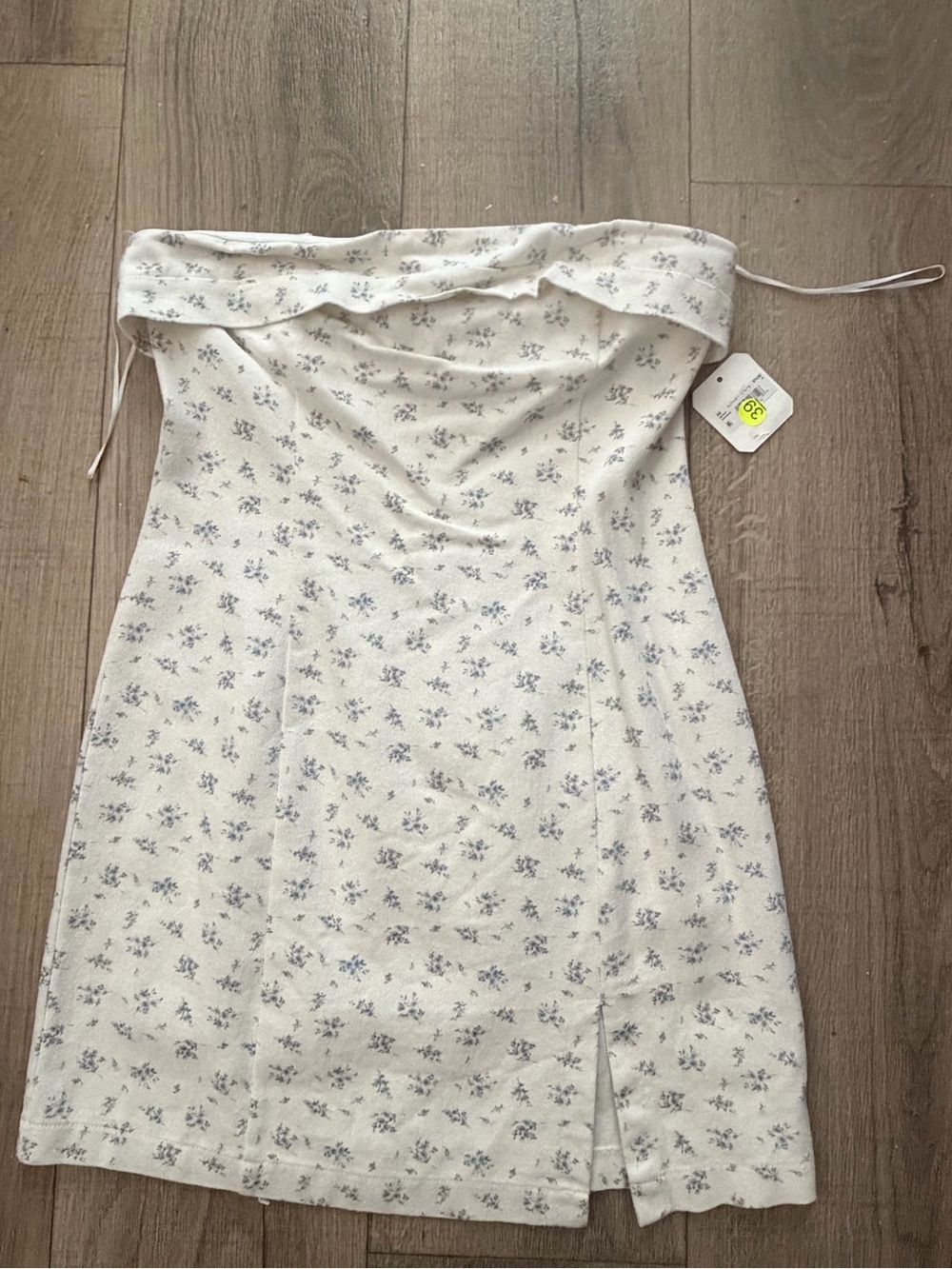 Altar'd State Cream Strapless Dress with Blue Floral Print: size medium /nwt